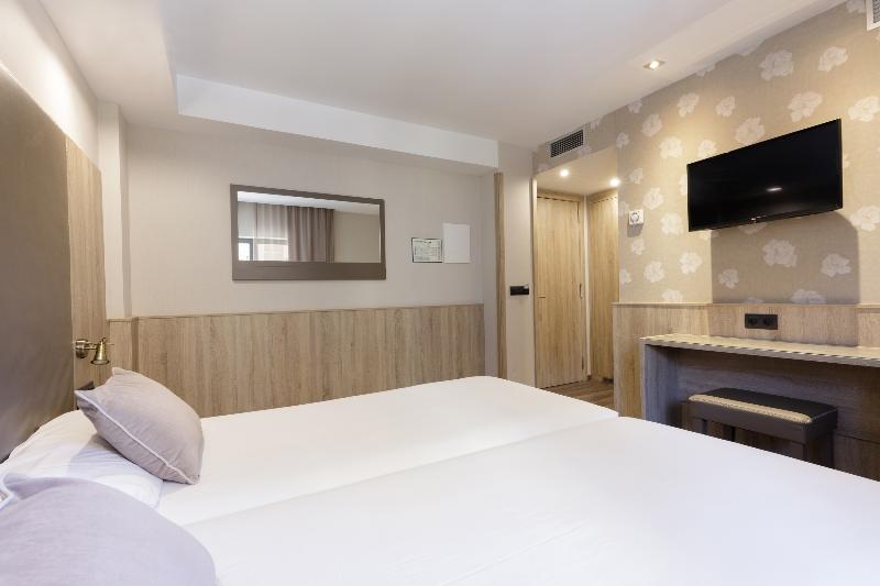 Hotel Civera image