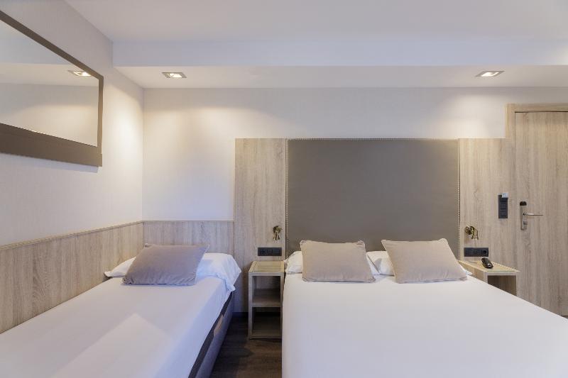 Hotel Civera image