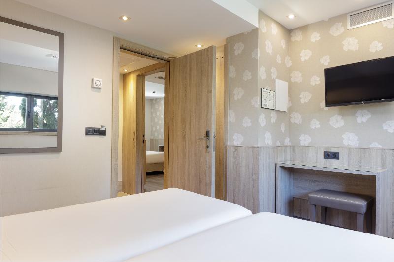 Hotel Civera image