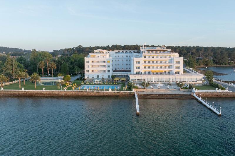 Eurostars Gran Hotel La Toja image