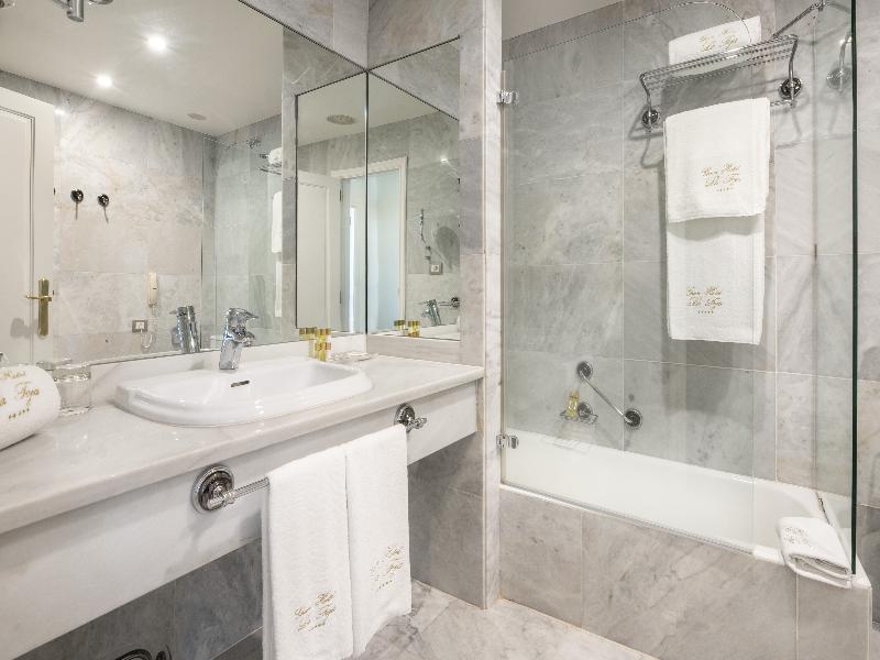 Eurostars Gran Hotel La Toja image
