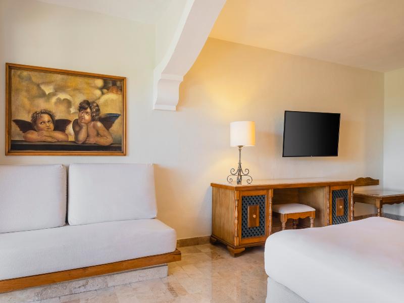 Iberostar Waves Paraiso Beach All Inclusive image