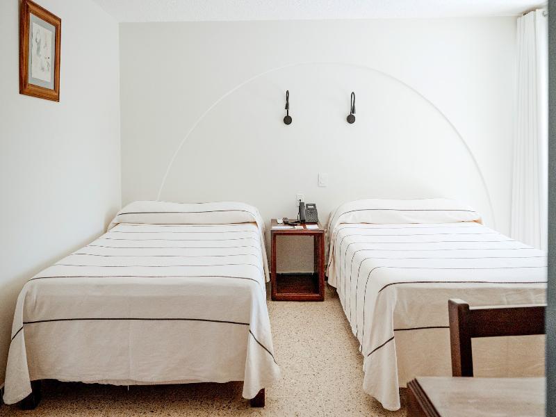 Suites Villasol image
