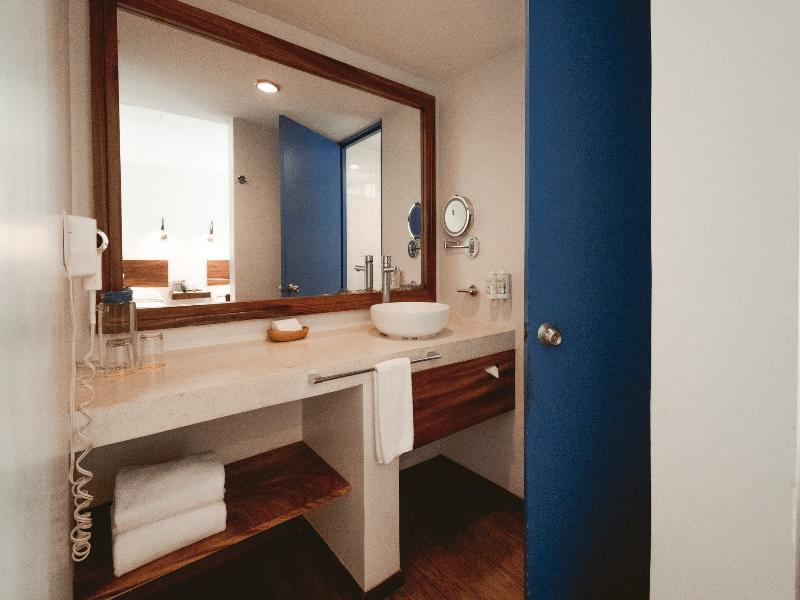 Suites Villasol image