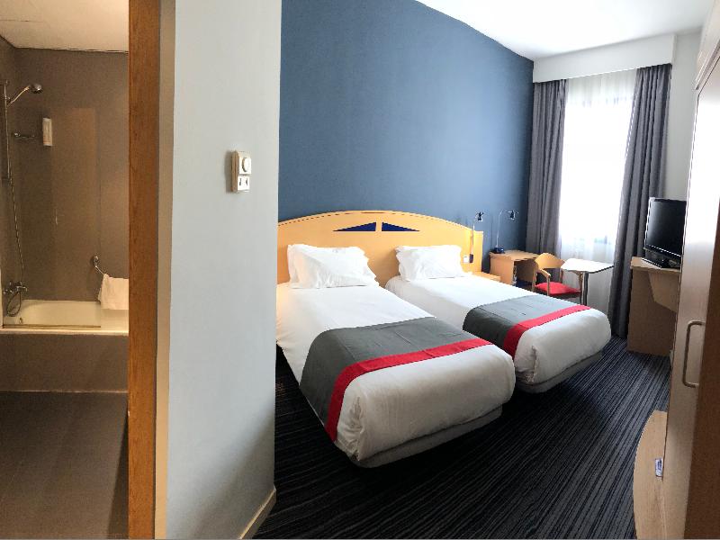 Holiday Inn Exp Madrid San Sebastian de los Reyes image