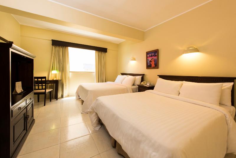 W&P Santo Domingo image