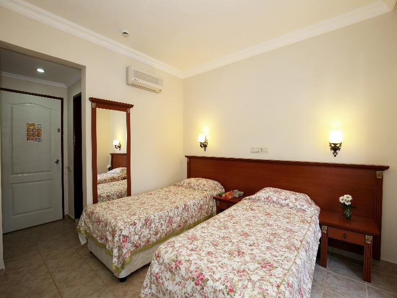 Yel Holiday Resort image
