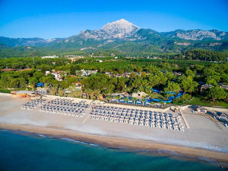 Pirates Beach Club image