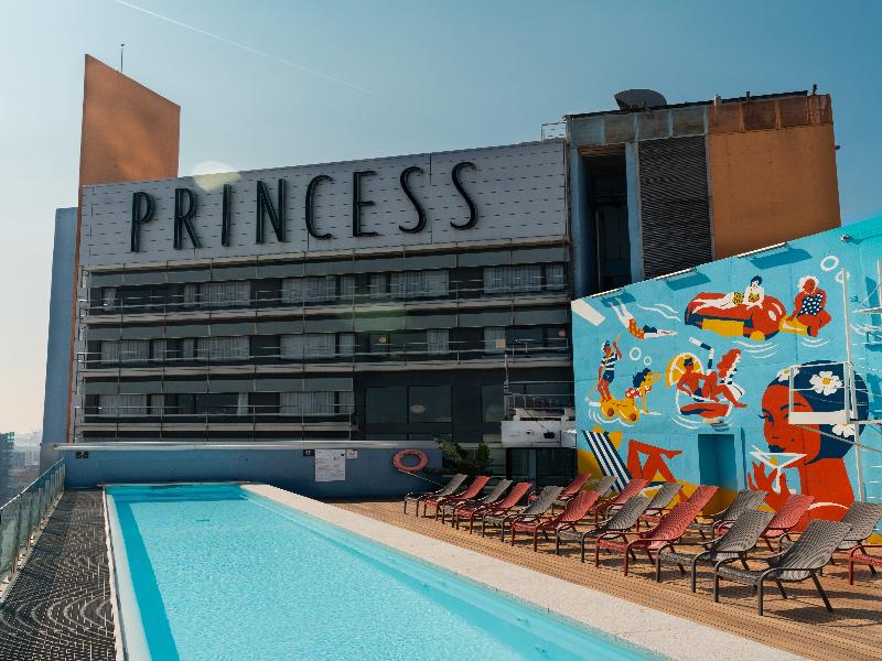 Barcelona Princess image