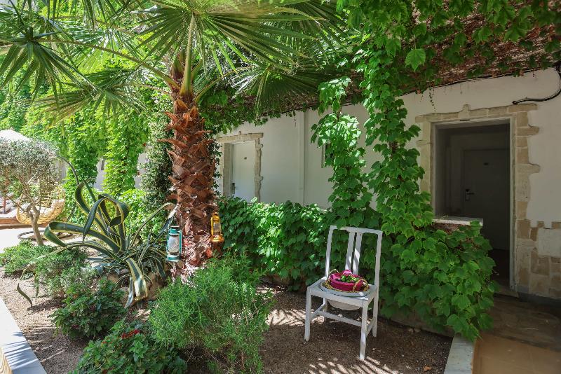 Olympic Kosma Hotel & Villas - Image 9