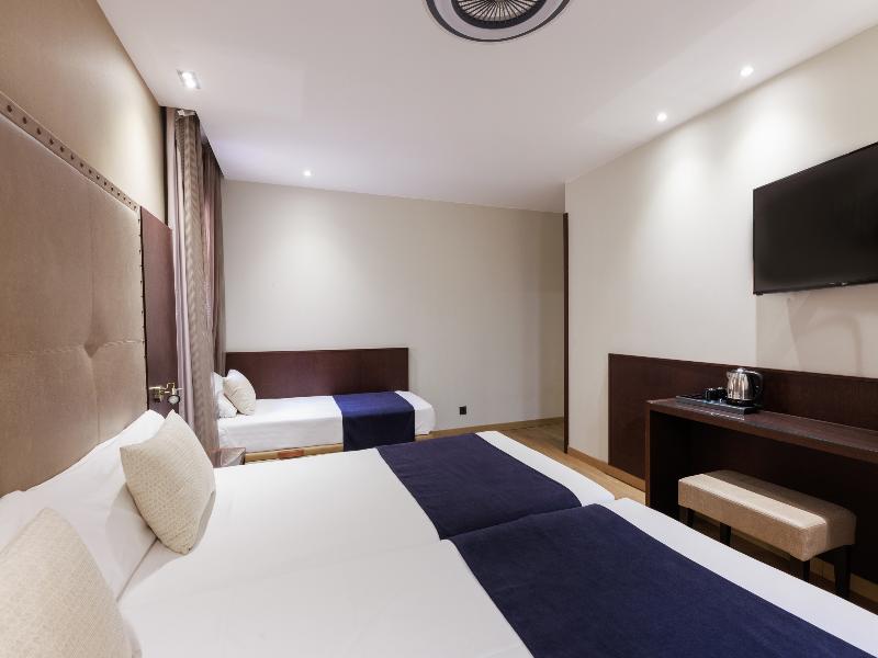 Hotel La Trucha image