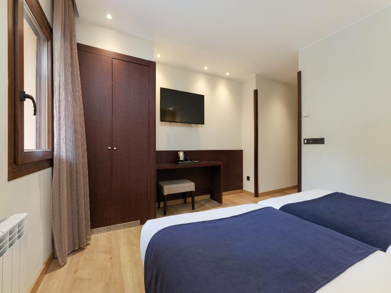 Hotel La Trucha image
