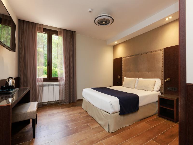 Hotel La Trucha image