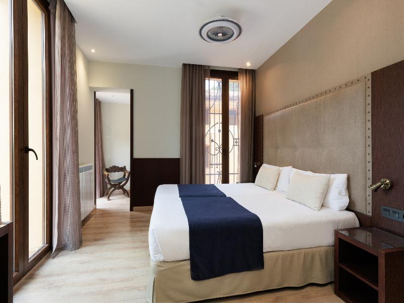 Hotel La Trucha image