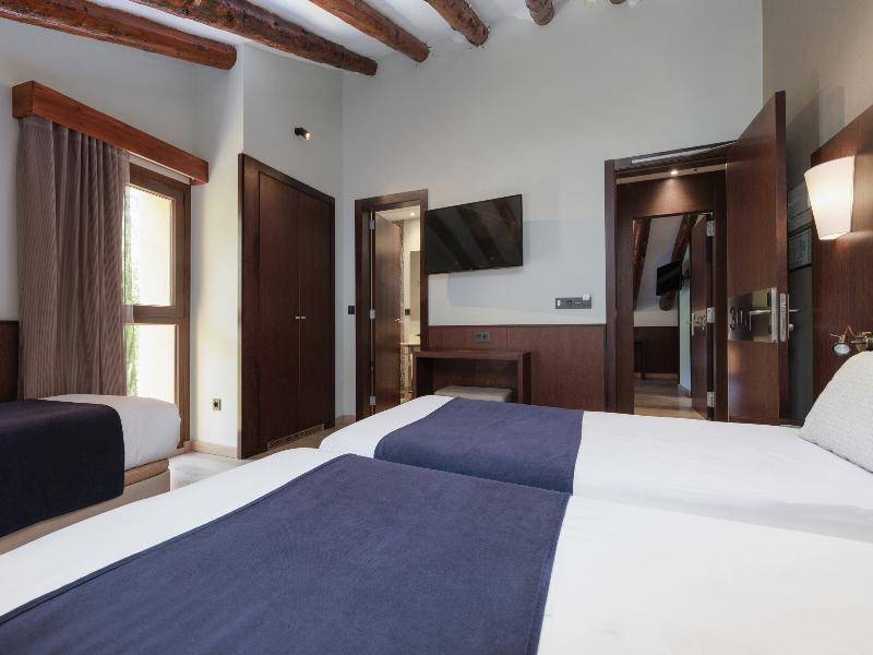 Hotel La Trucha image