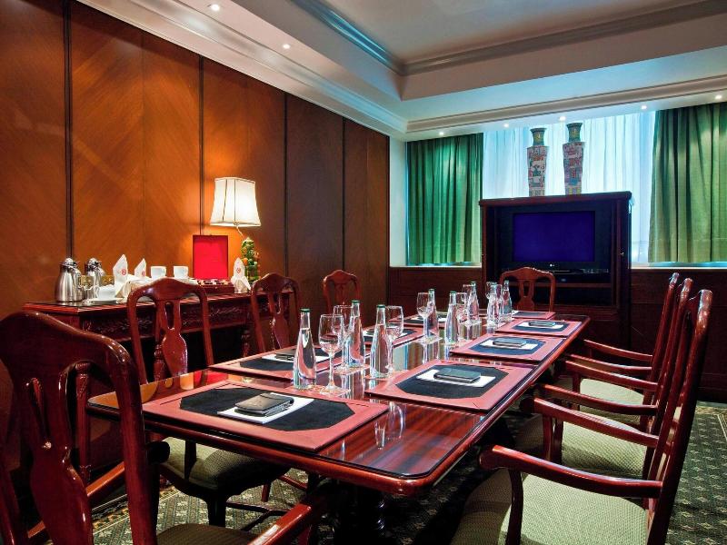 Sheraton Mexico City Maria Isabel Hotel image