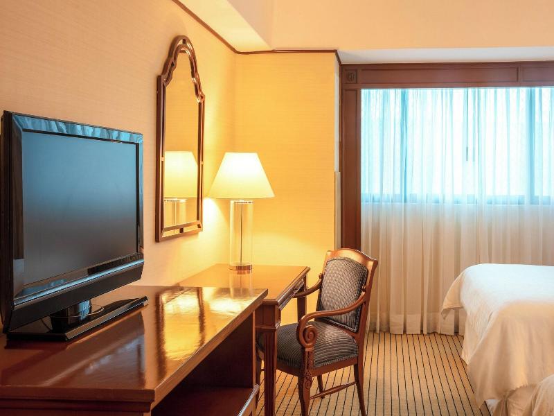Sheraton Mexico City Maria Isabel Hotel image