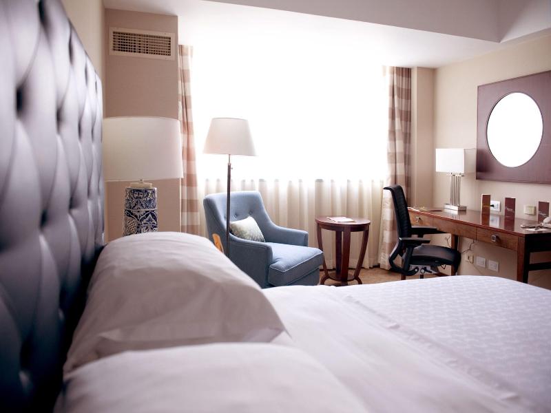 Sheraton Mexico City Maria Isabel Hotel image