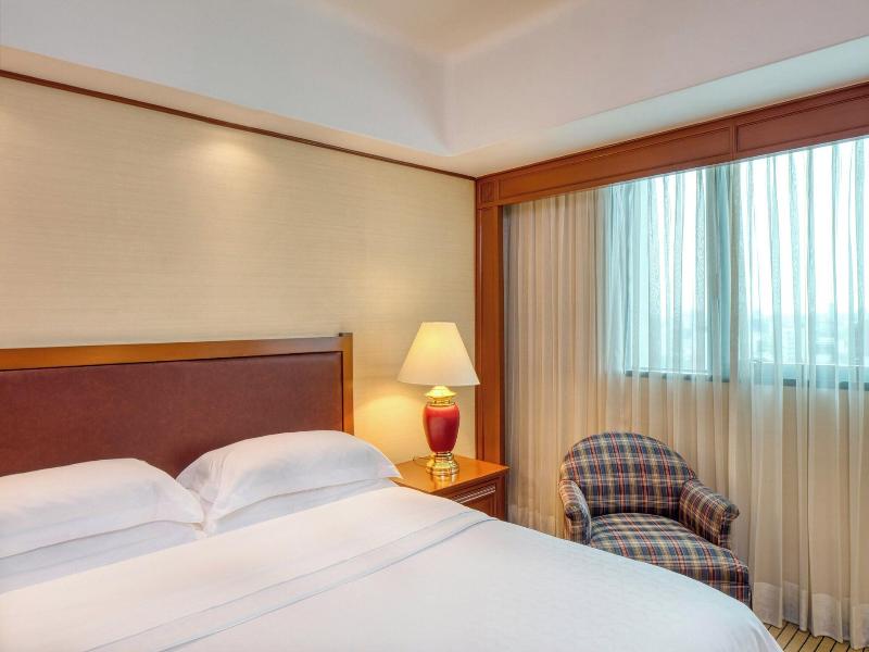 Sheraton Mexico City Maria Isabel Hotel image
