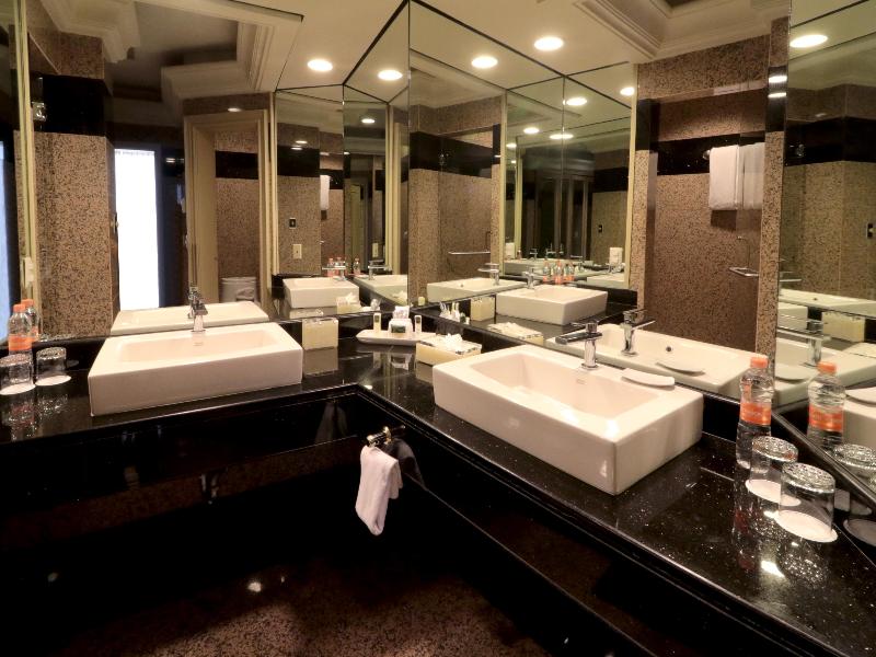 MS Milenium Monterrey, Curio Collection by Hilton image