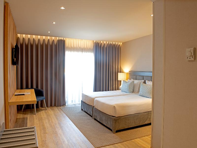 Hotel Cristal Vieira Praia & SPA image