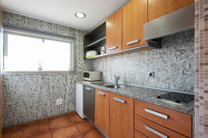 Oceanus Aparthotel image
