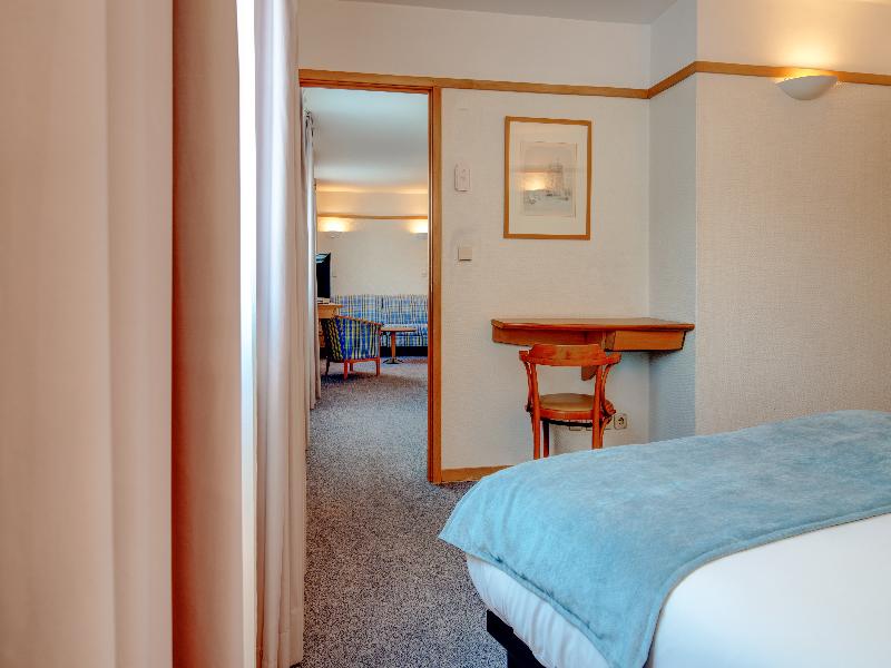 VIP Executive Eden Aparthotel image