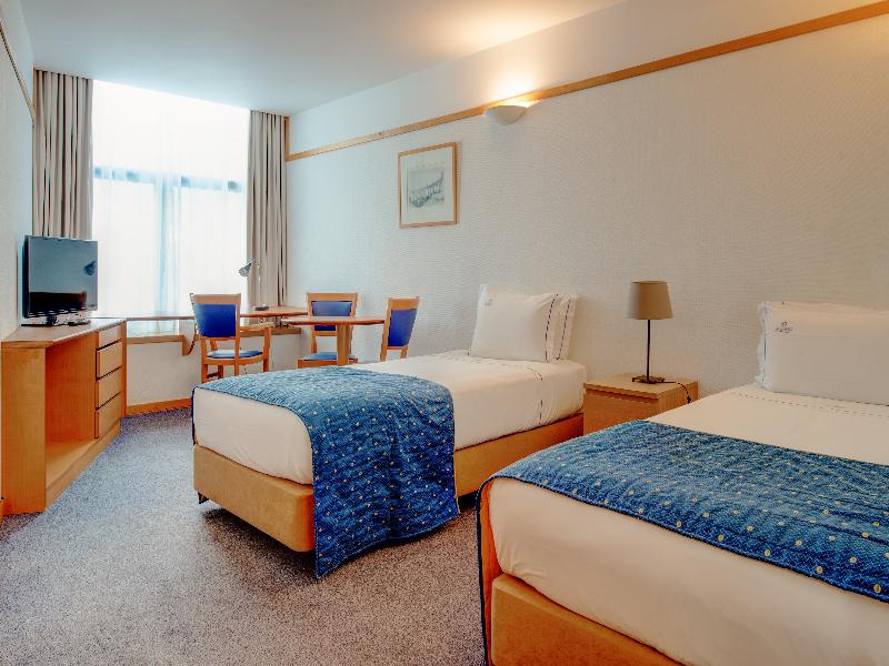 VIP Executive Eden Aparthotel image