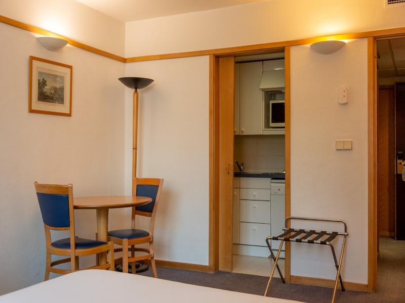 VIP Executive Eden Aparthotel image
