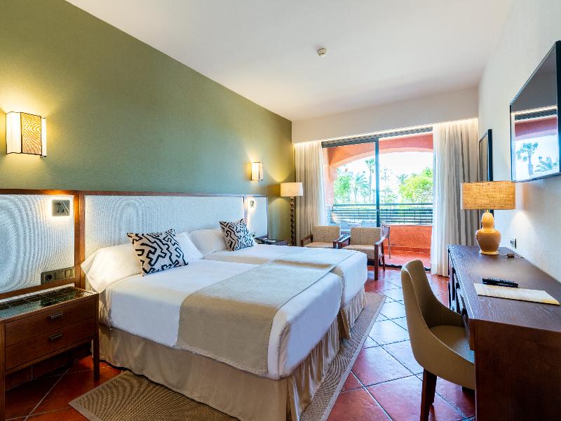 Puerto Antilla Grand Hotel image
