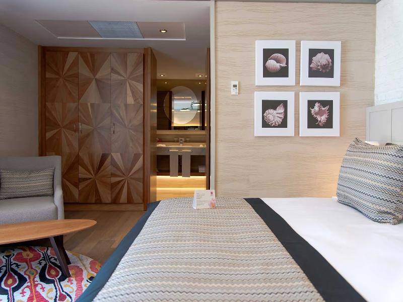 Acanthus Cennet Barut Collection image