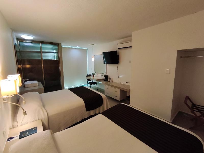 Hotel Plaza Caribe image