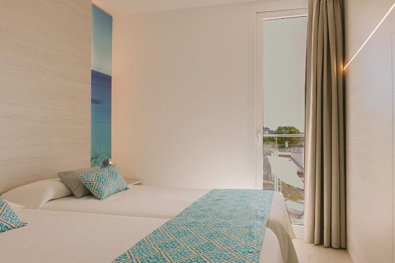 Aparthotel Novo Mar image