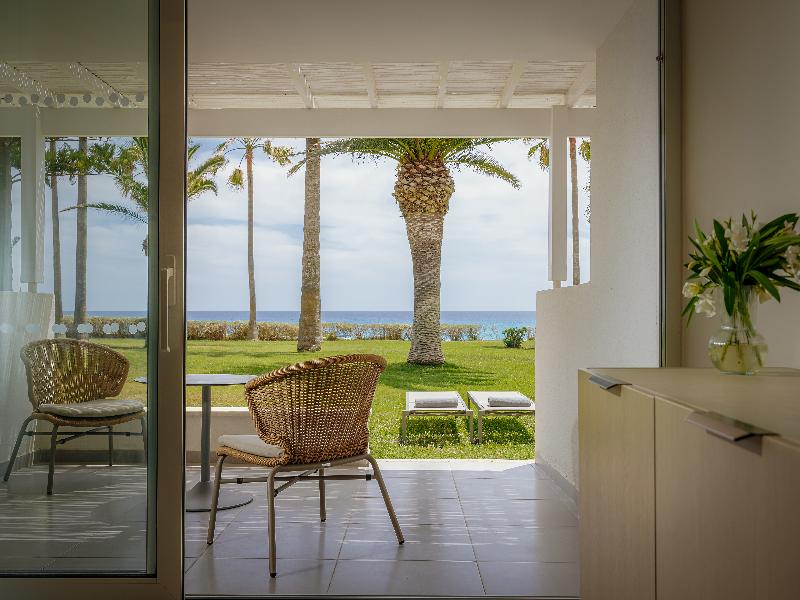 Nissi Beach image