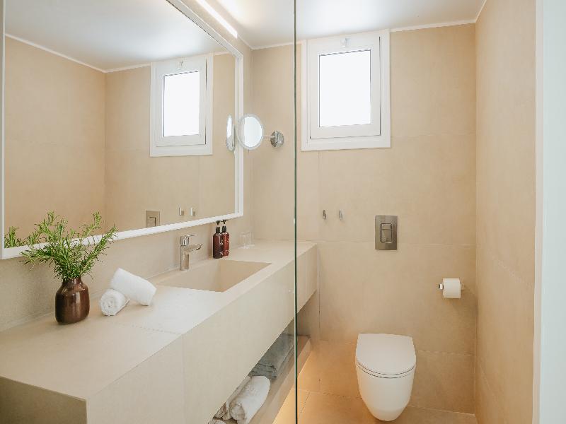 Nissi Beach image