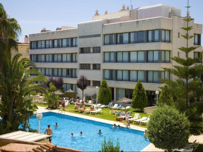 Atenea Park Suites & Apartments image