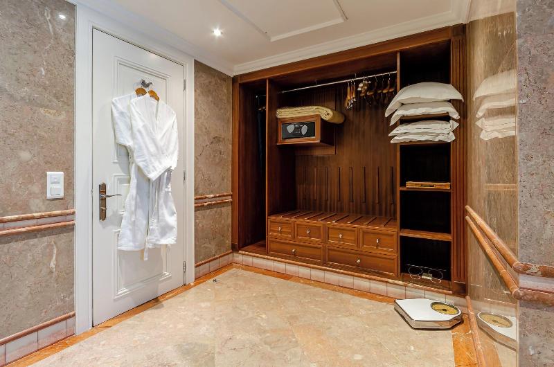 Olissippo Lapa Palace -  The Leading Hotels World image