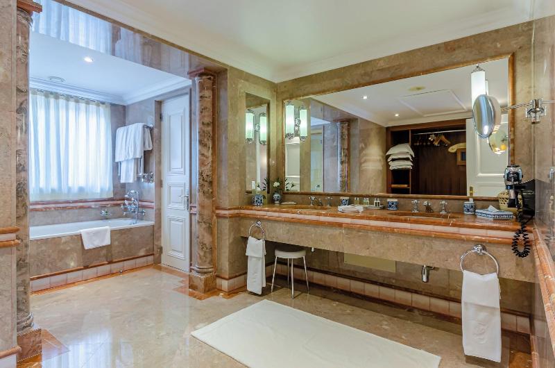 Olissippo Lapa Palace -  The Leading Hotels World image