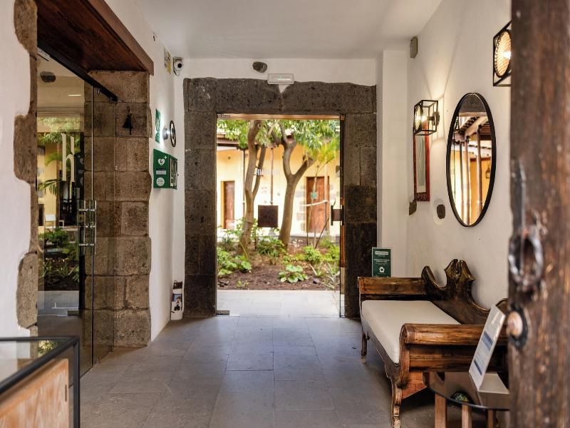 Casa de los Camellos image