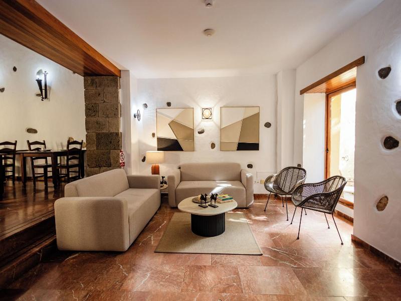 Casa de los Camellos image
