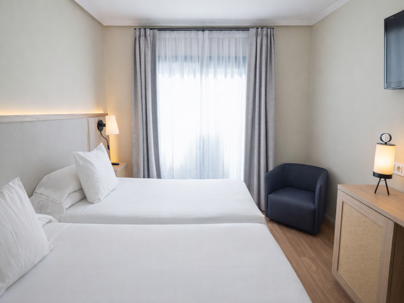 Hotel La Laguna Spa & Golf image