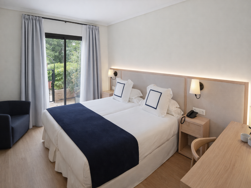 Hotel La Laguna Spa & Golf image