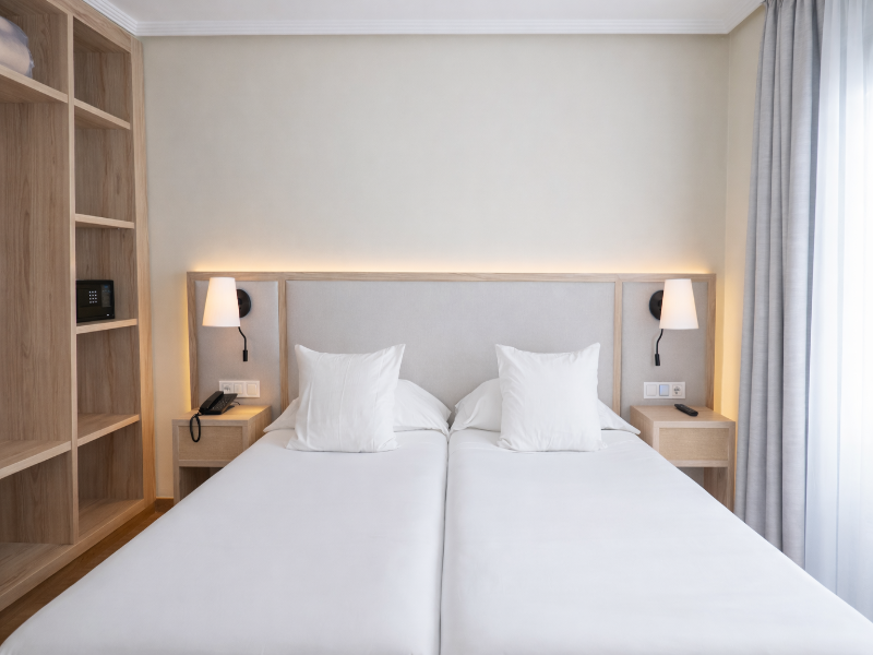 Hotel La Laguna Spa & Golf image