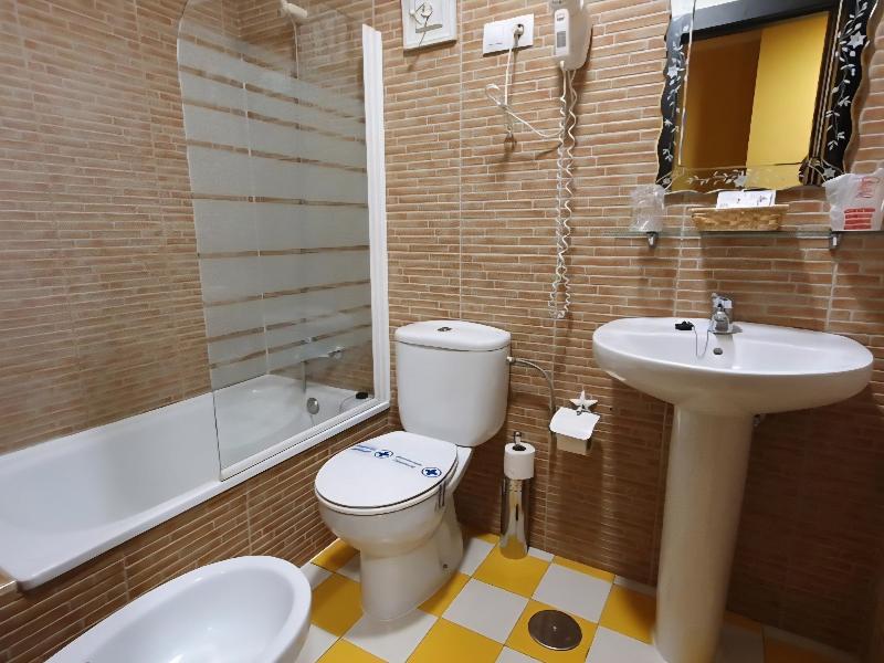 Los Acebos de Arriondas image