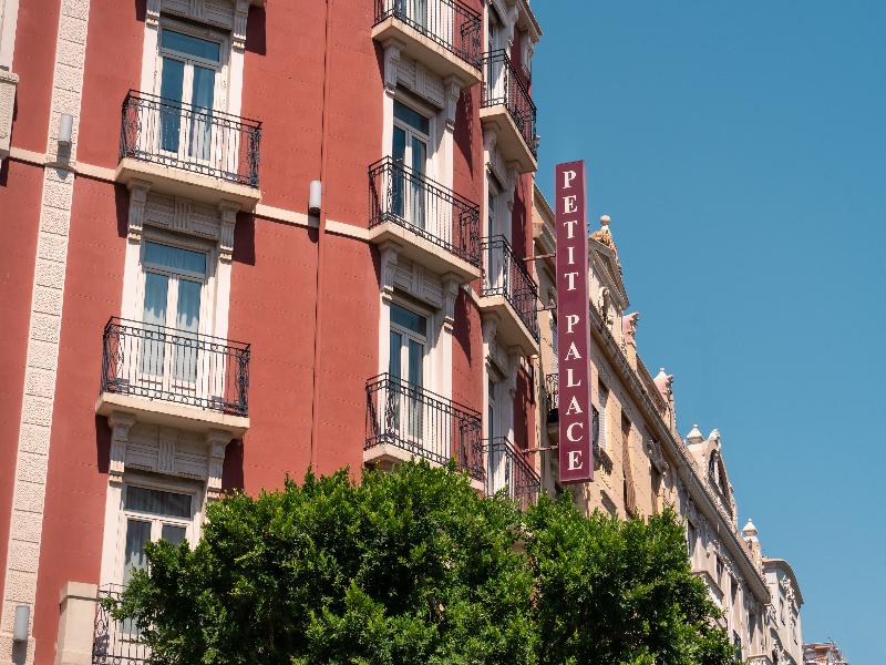 Petit Palace Ruzafa image
