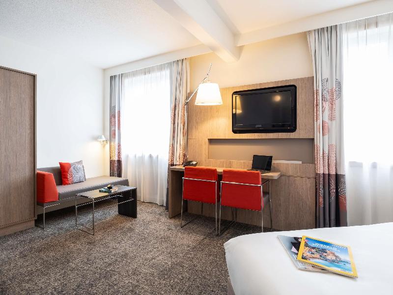 Novotel Brussels City Centre image