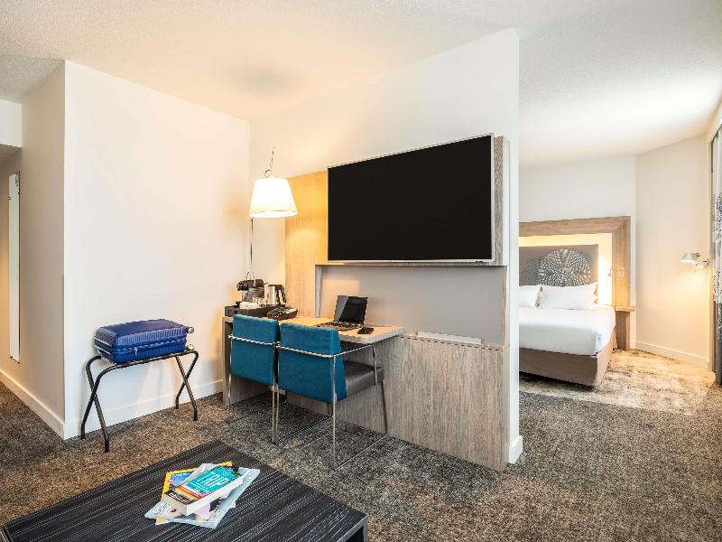 Novotel Brussels City Centre image