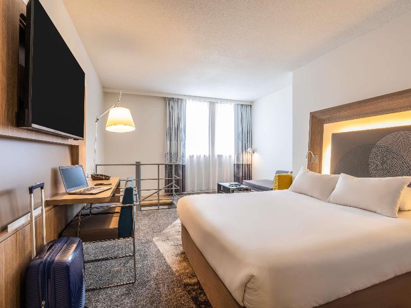 Novotel Brussels City Centre image