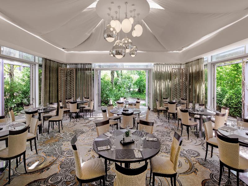 Hilton Munich Park image