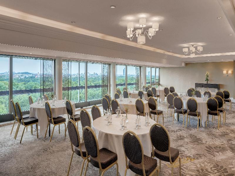 Hilton Munich Park image